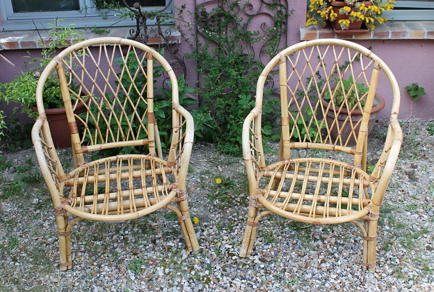 Lounge in rattan and bamboo
