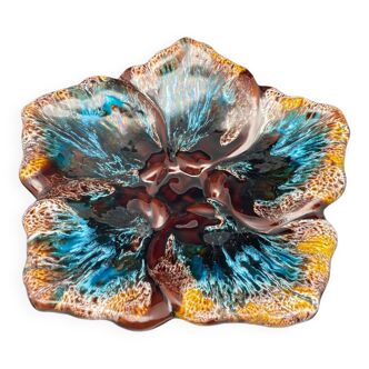 Vallauris decorative cup in flower shape