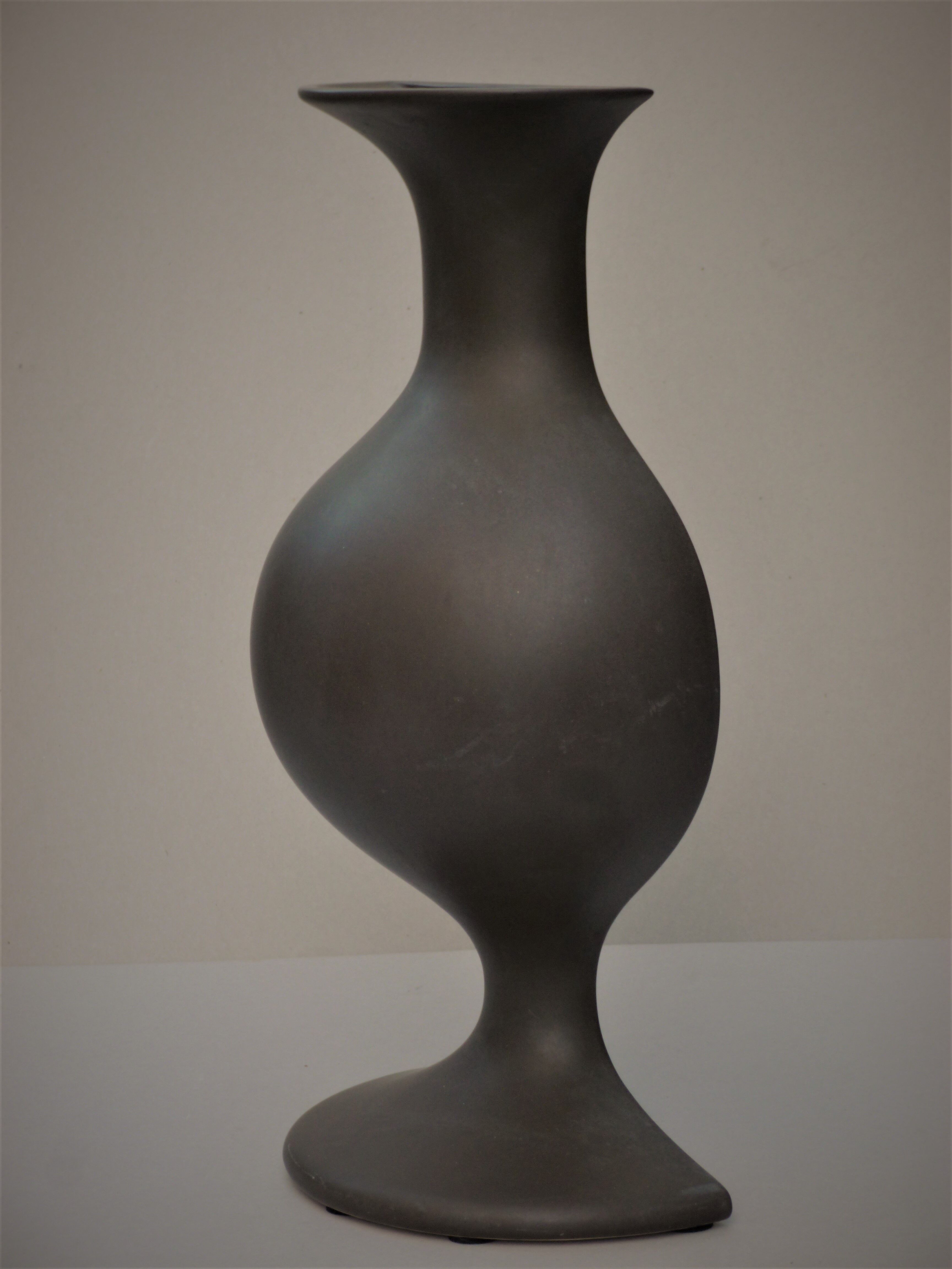 Ceramic "The Heirs" vase