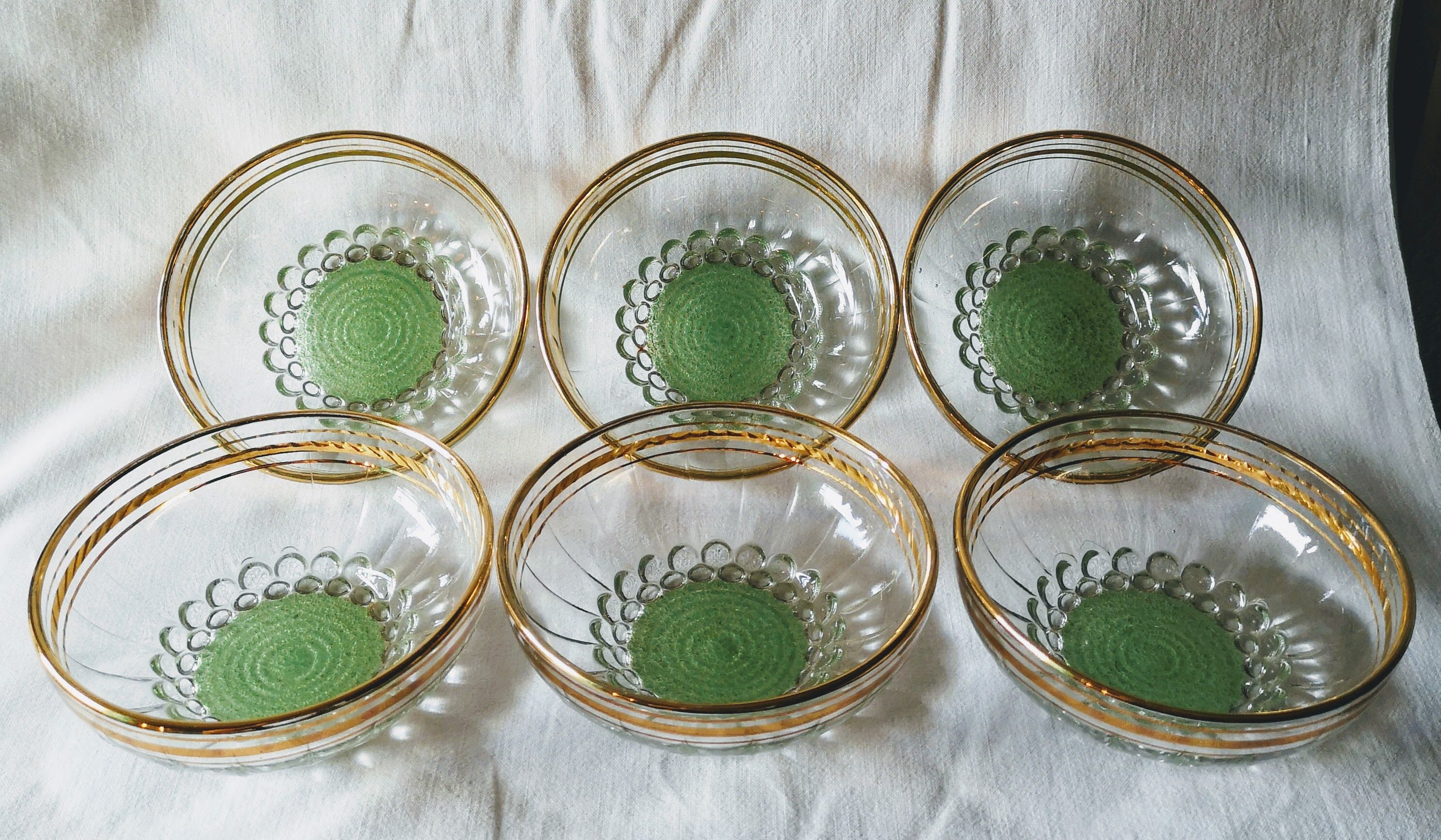 Lot 6 coupelles à dessert en verre vintage