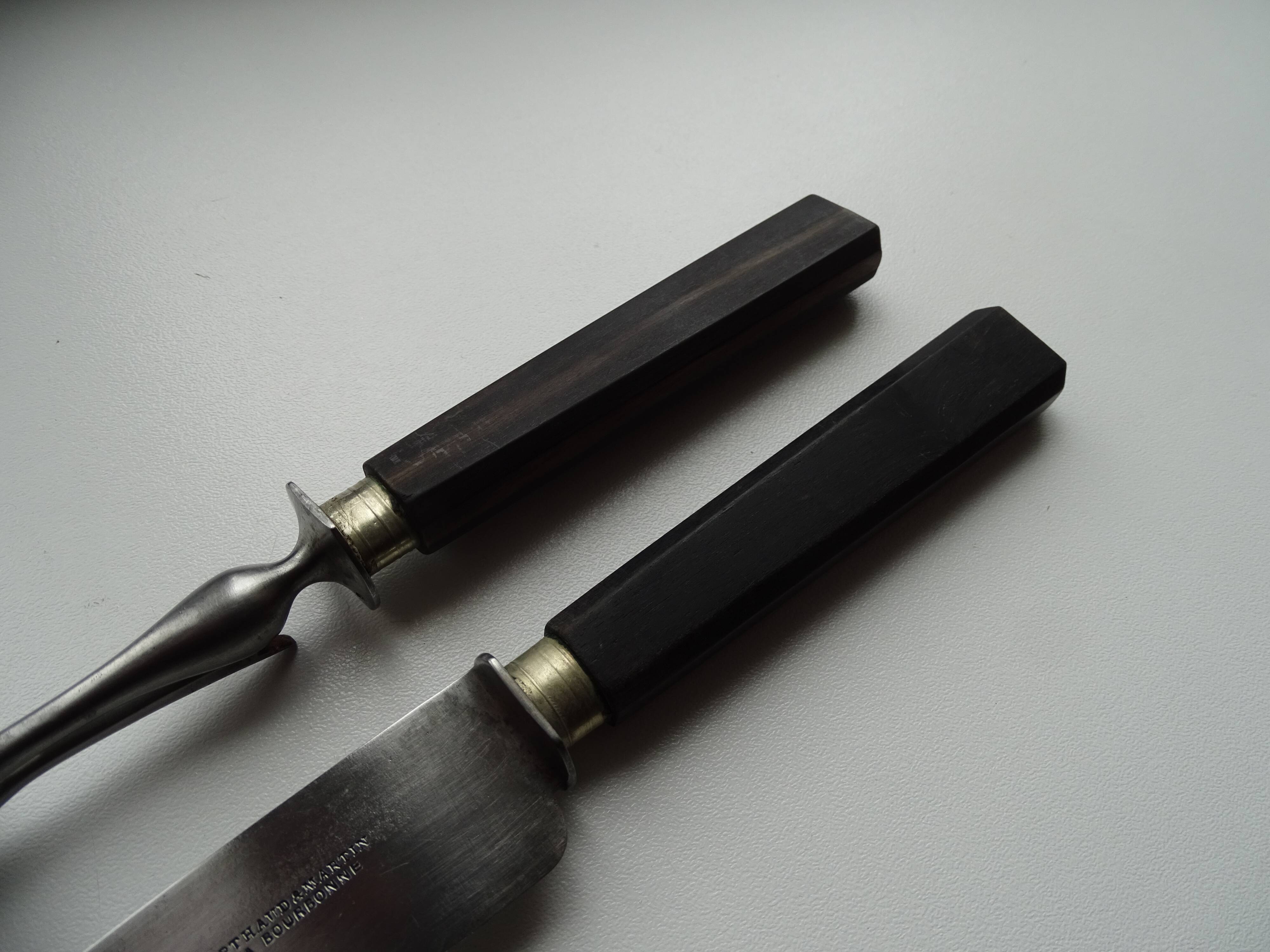 Set cutlery to cut old wooden handles 1930