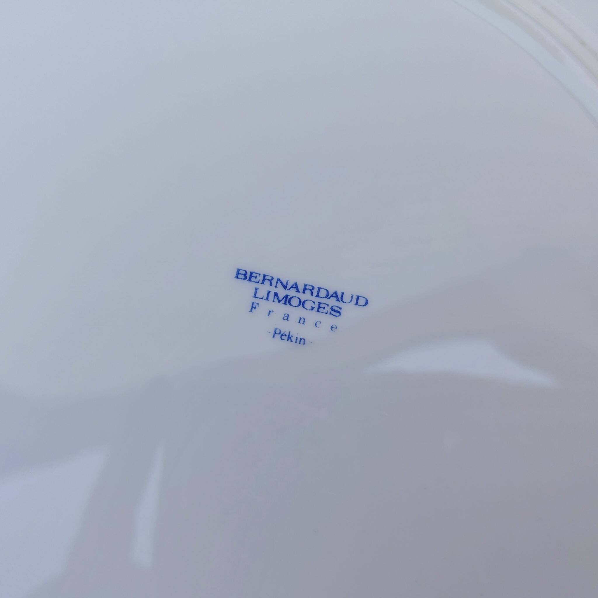 Hollow and round serving dish, Bernardaud, Limoges, Beijing