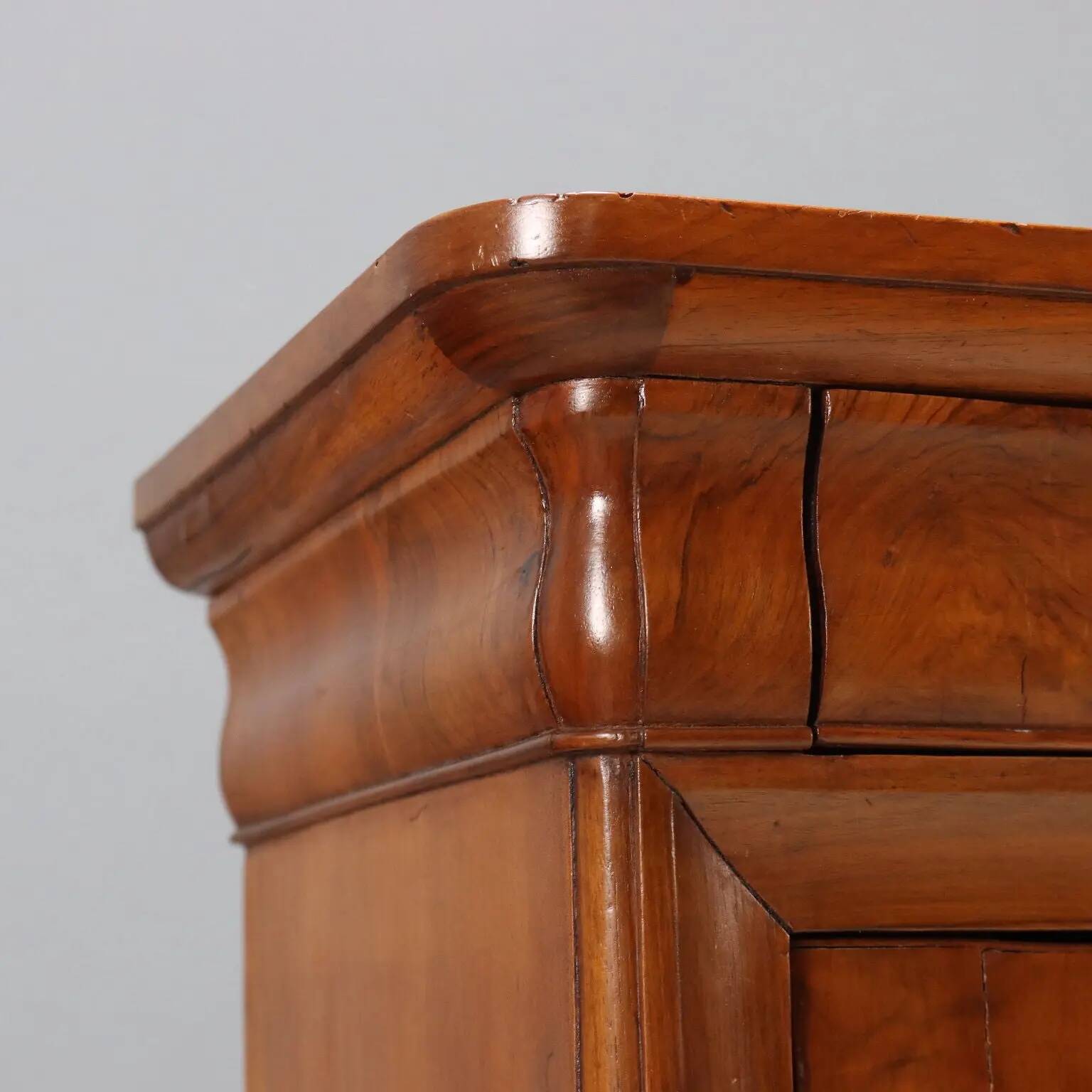 Antique walnut and walnut burl bedside table, Italy, 19th century.