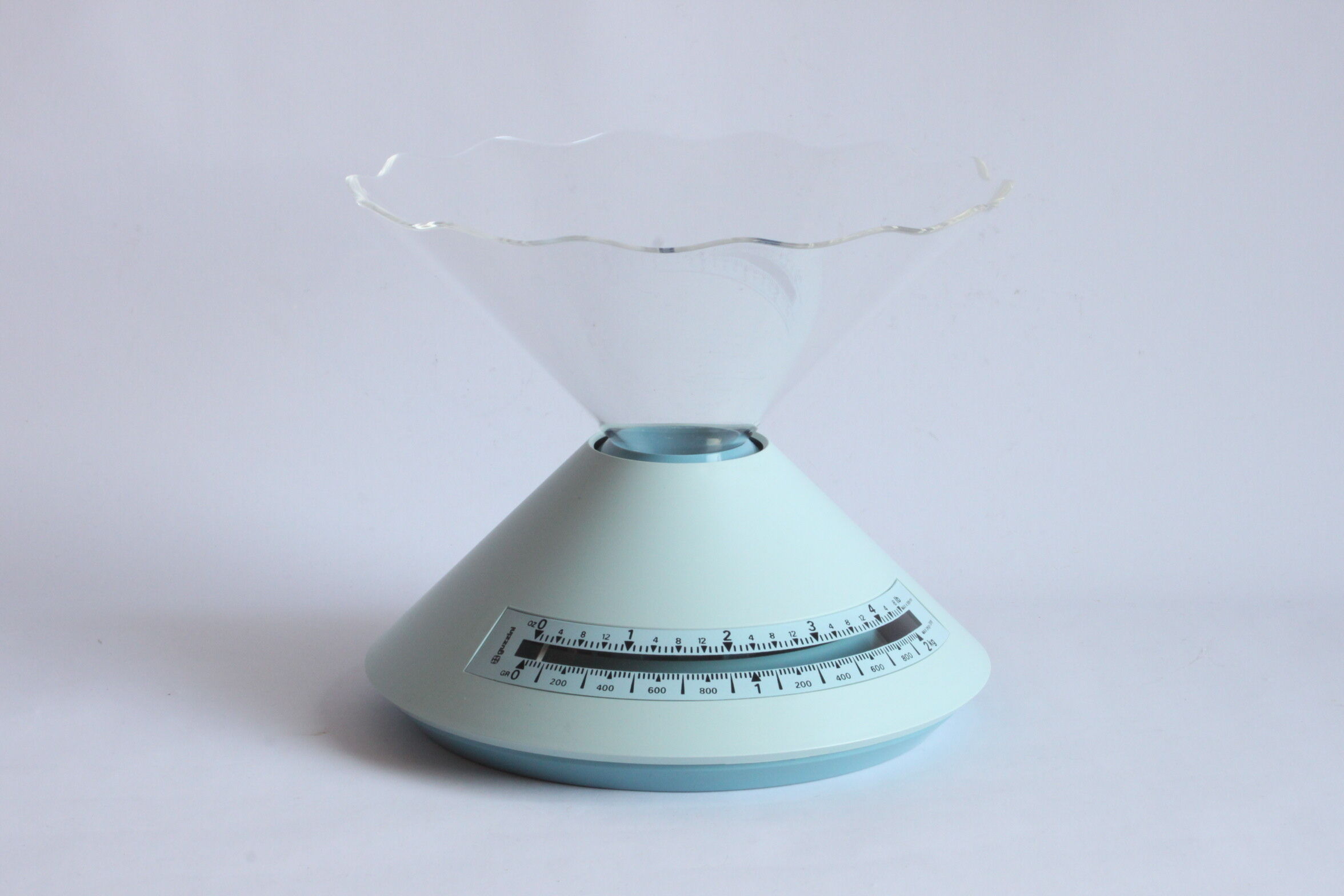 Kitchen scale Dolly by Ennio Pasini for Guzzini, Italy 1980s.