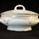 Soupière ronde en porcelaine de Limoges Giraud doré peint a la main