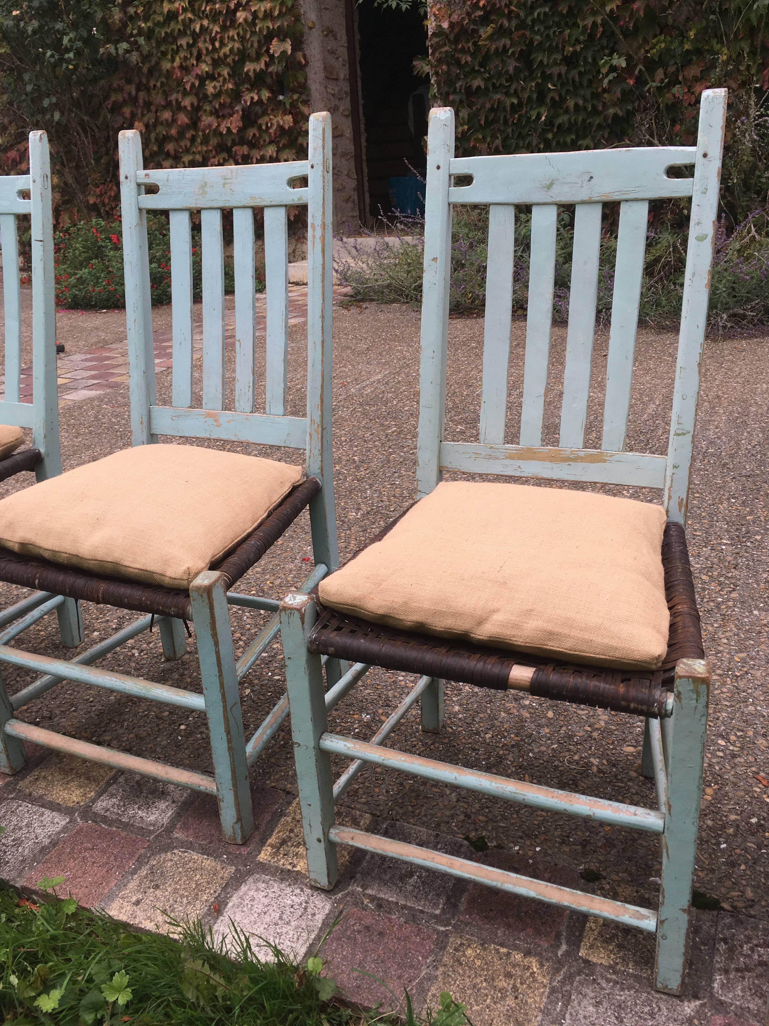 Series of 4 Canadian chairs