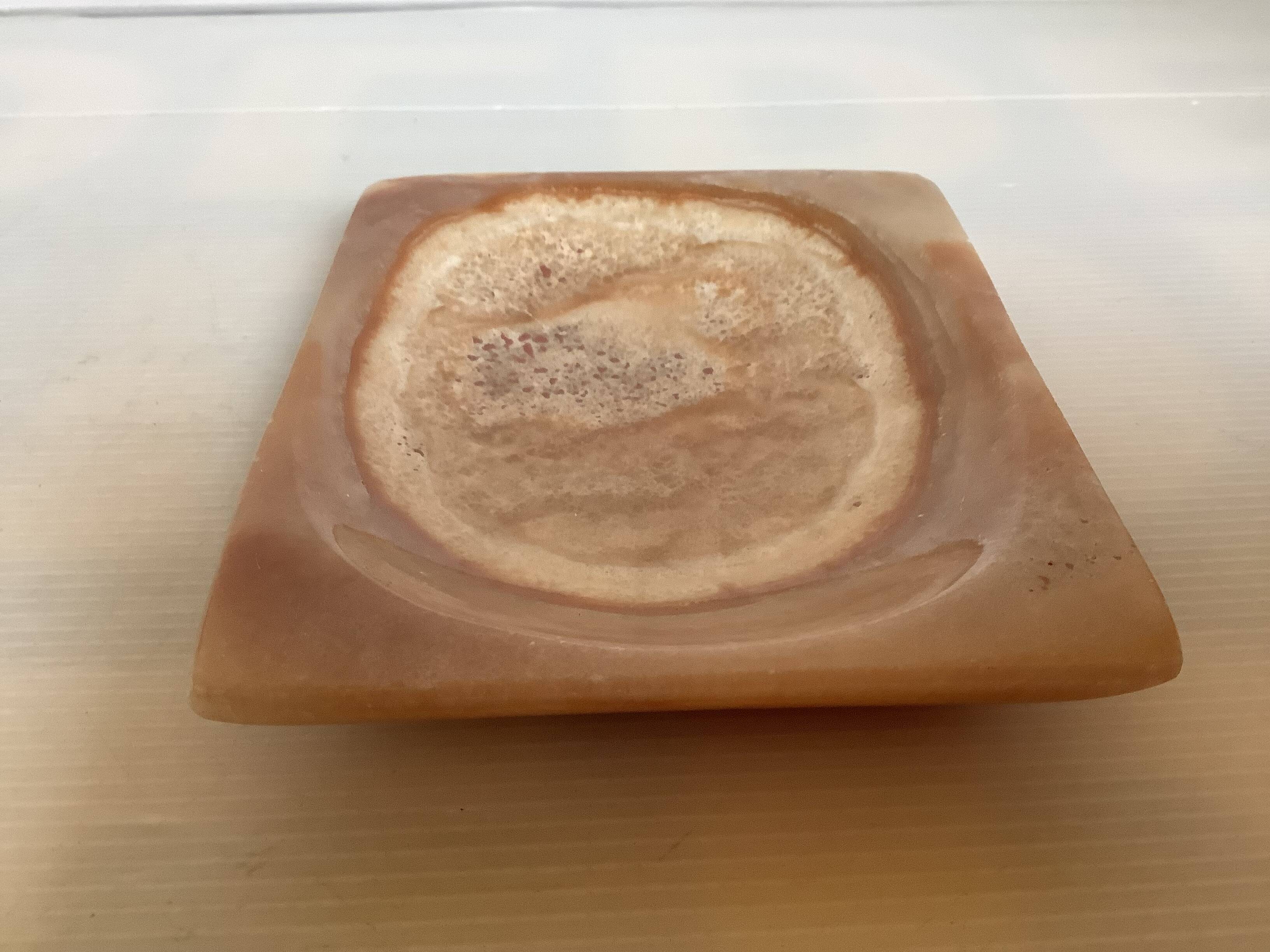 Onyx ashtray pocket emptier