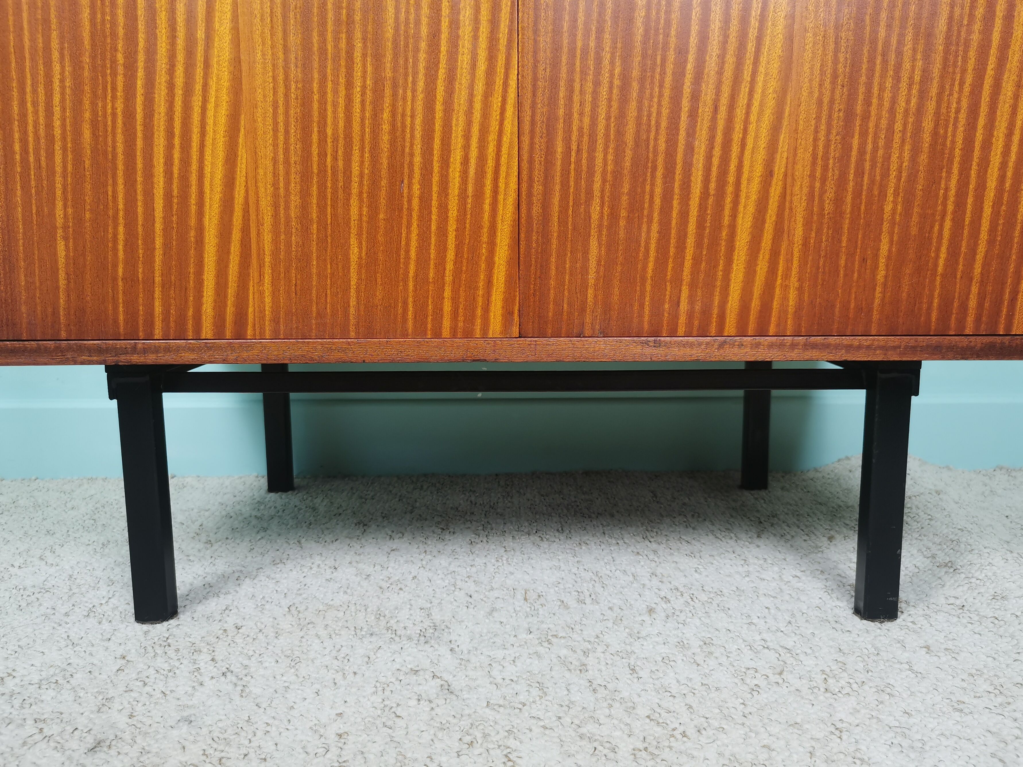 Vintage buffet