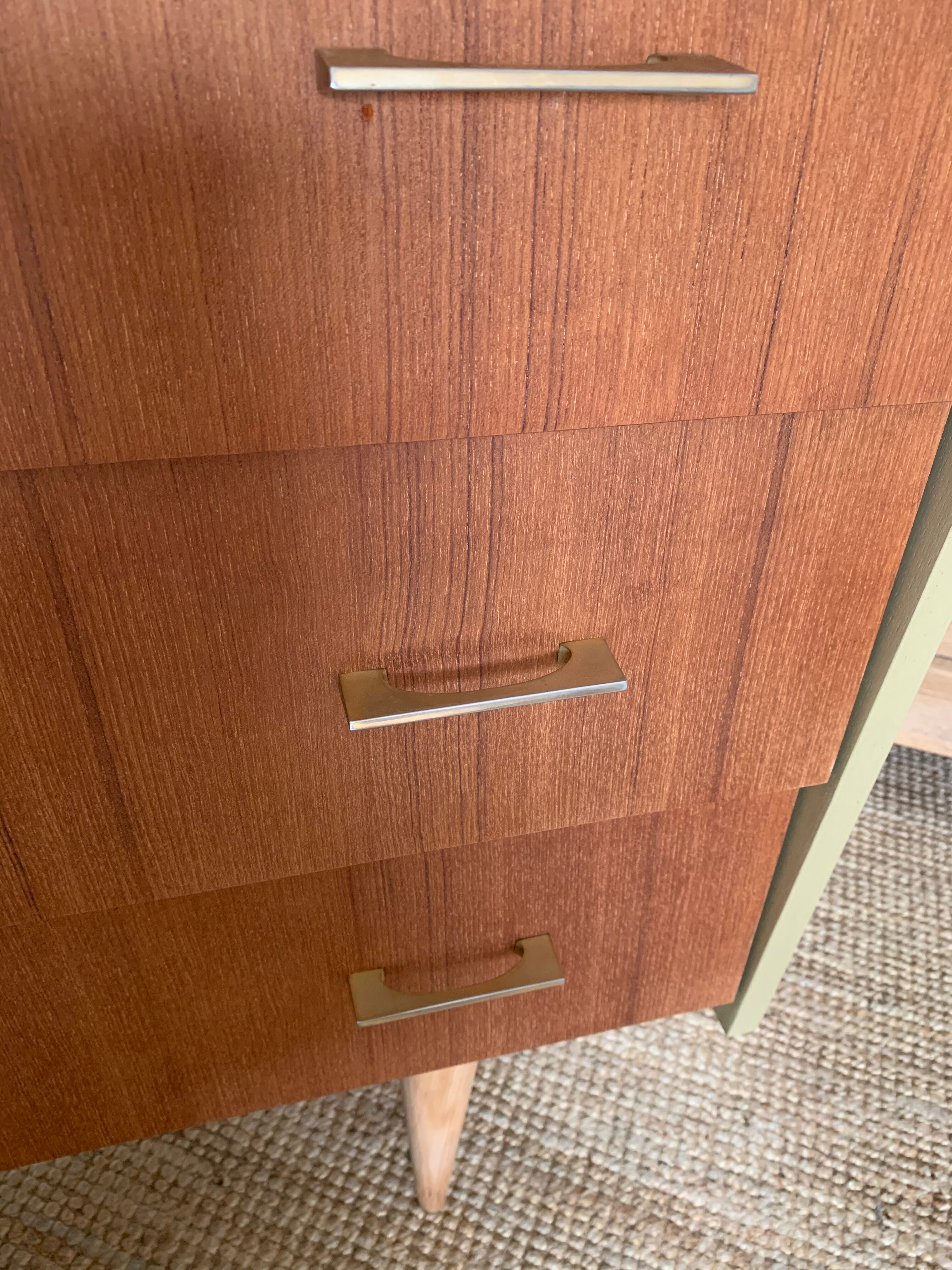 Vintage chest of drawers