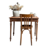 Renovated table with turned legs