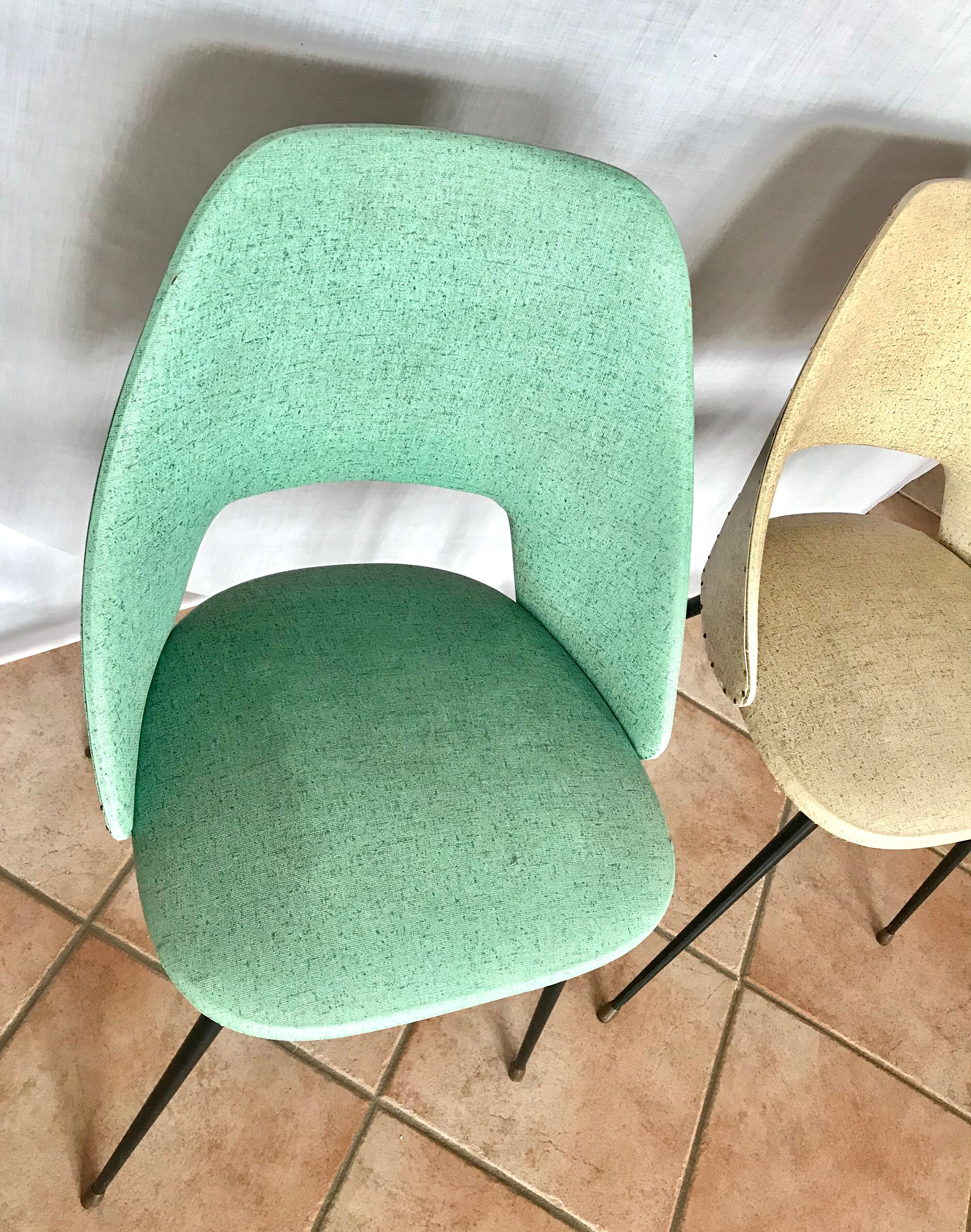 3 chaises tonneau années 50/60 skaï