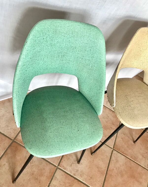 3 chaises tonneau années 50/60 skaï