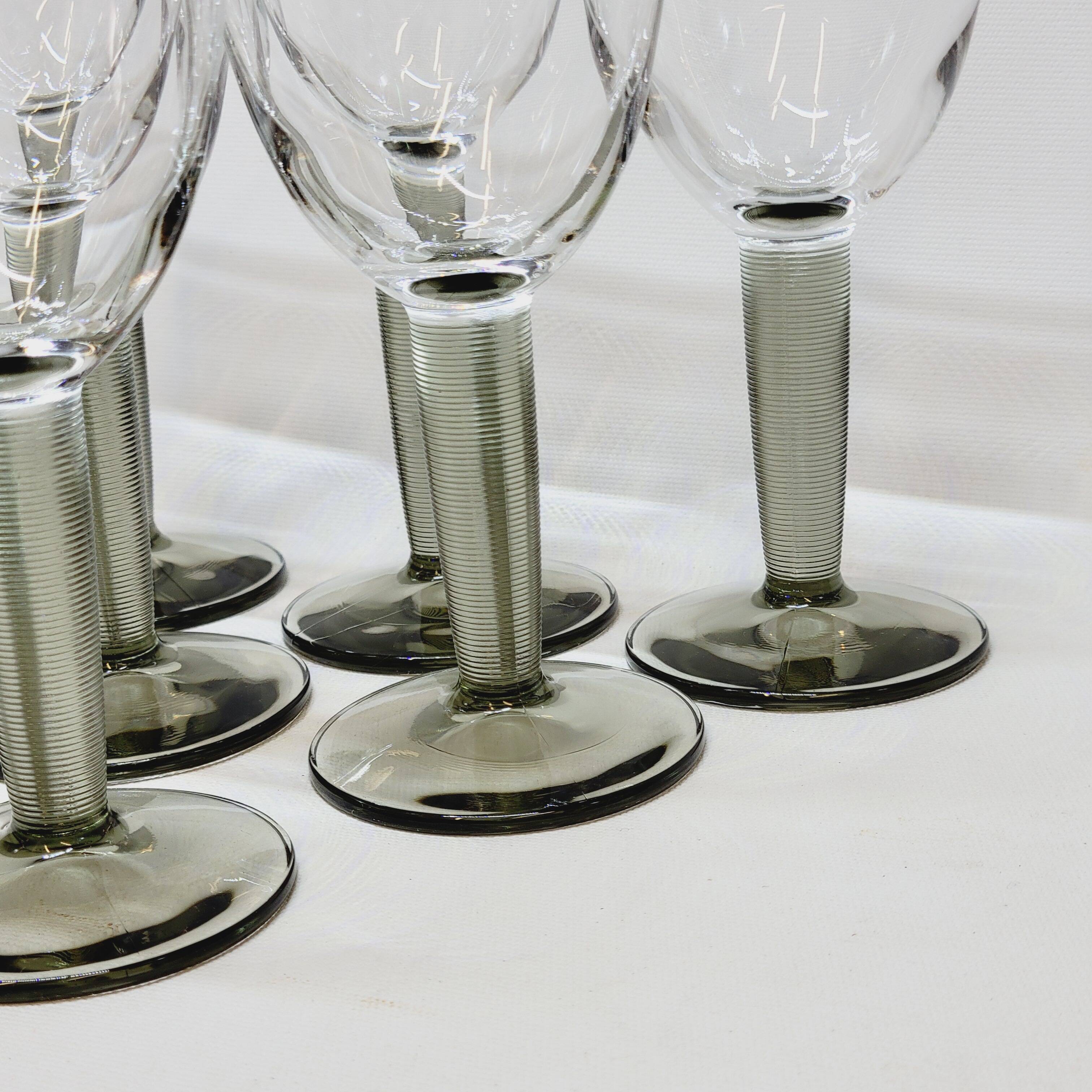 6 verres à vin vintage Bormioli Rocco en cristal gris strié