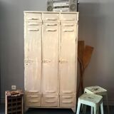 Industrial metal vestiary