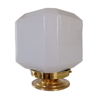 Vintage lamp to lay