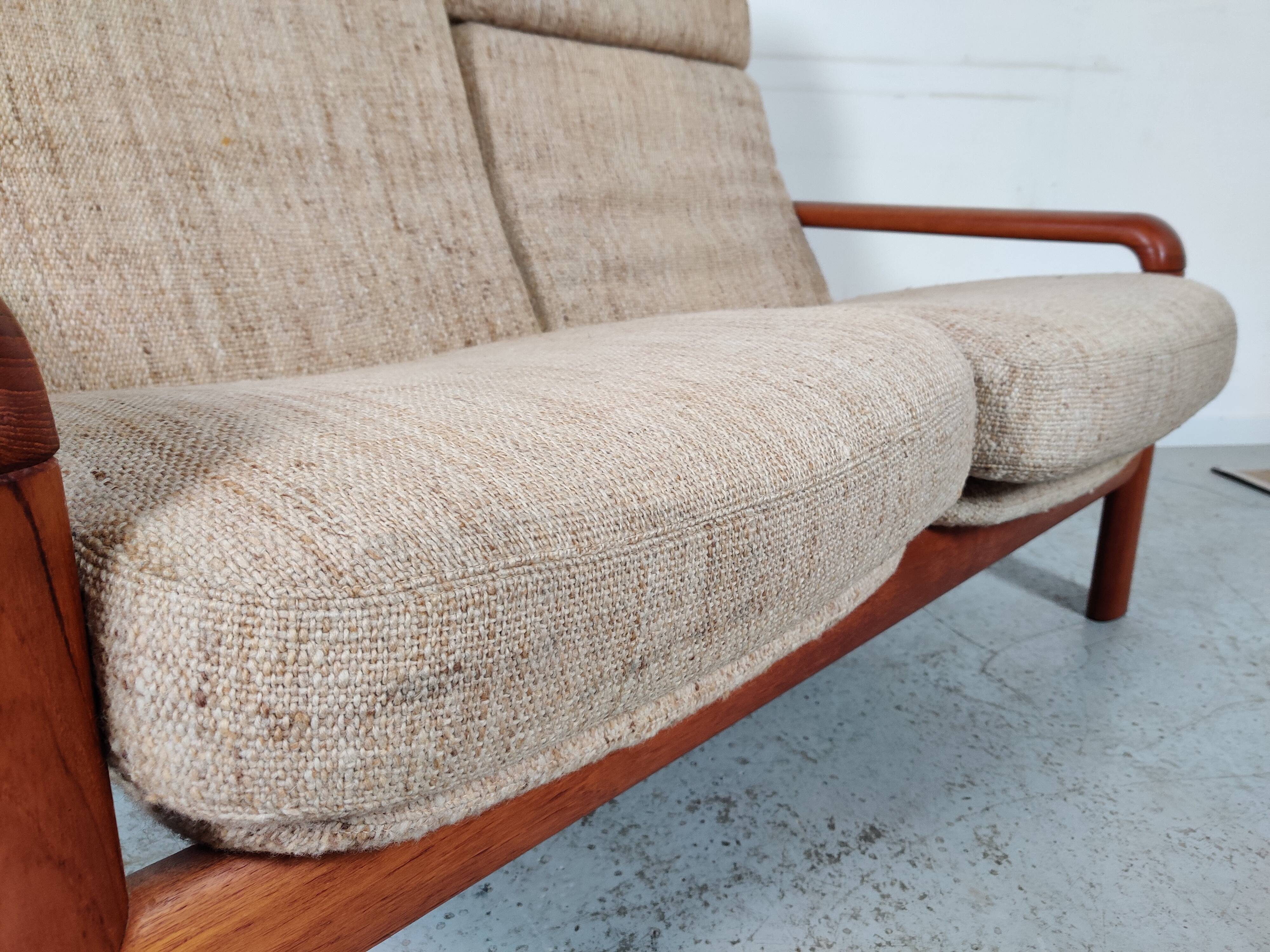 Scandinavian teak sofa Dyrlund , 60s/70s