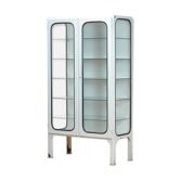 Vitrine médicale en verre et fer, années 1970