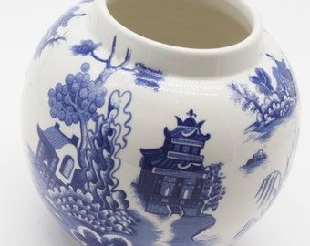 Ceramic vase cauldon