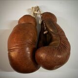 Vintage leather boxing gloves