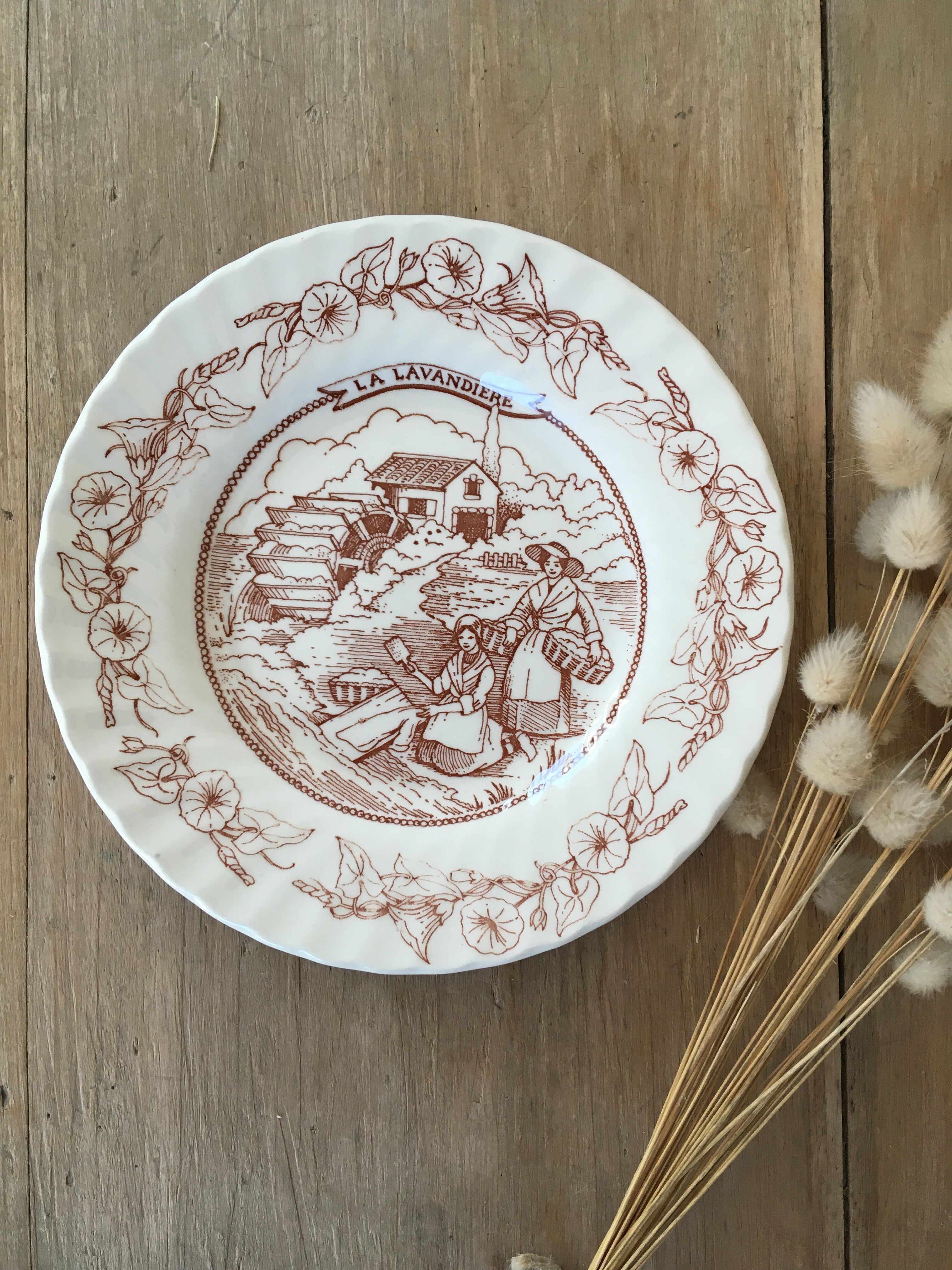 Vintage dessert plates