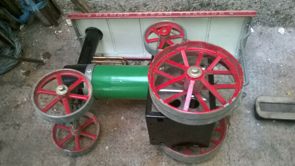 Jouet a vapeur ancien