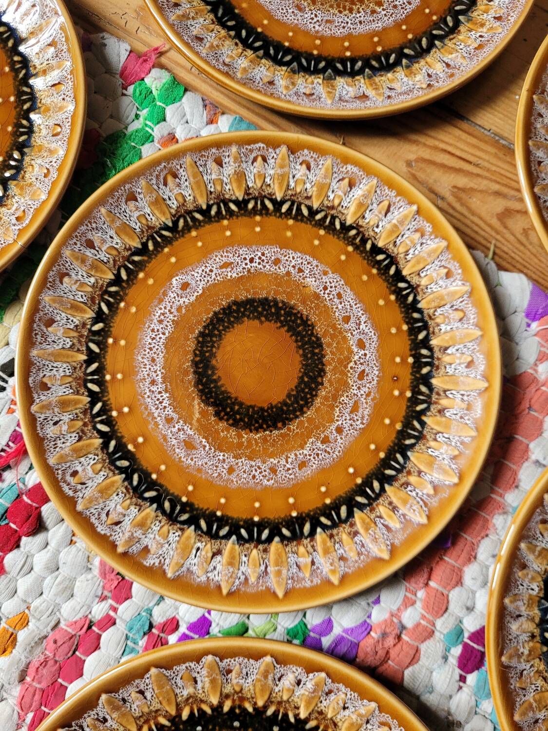 Set of 6 Sarreguemines stoneware dessert plates