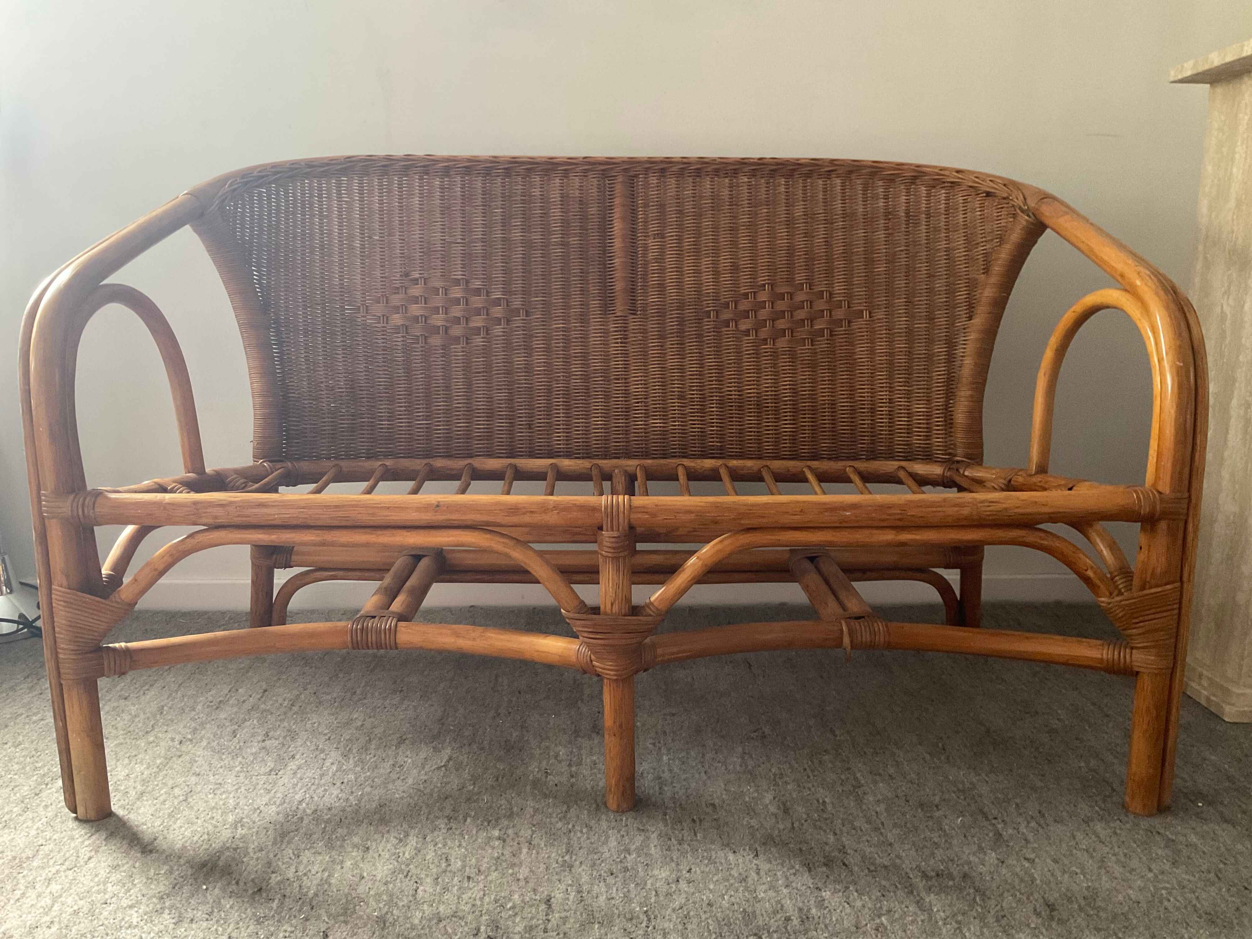 Vintage rattan sofa 60s-70s