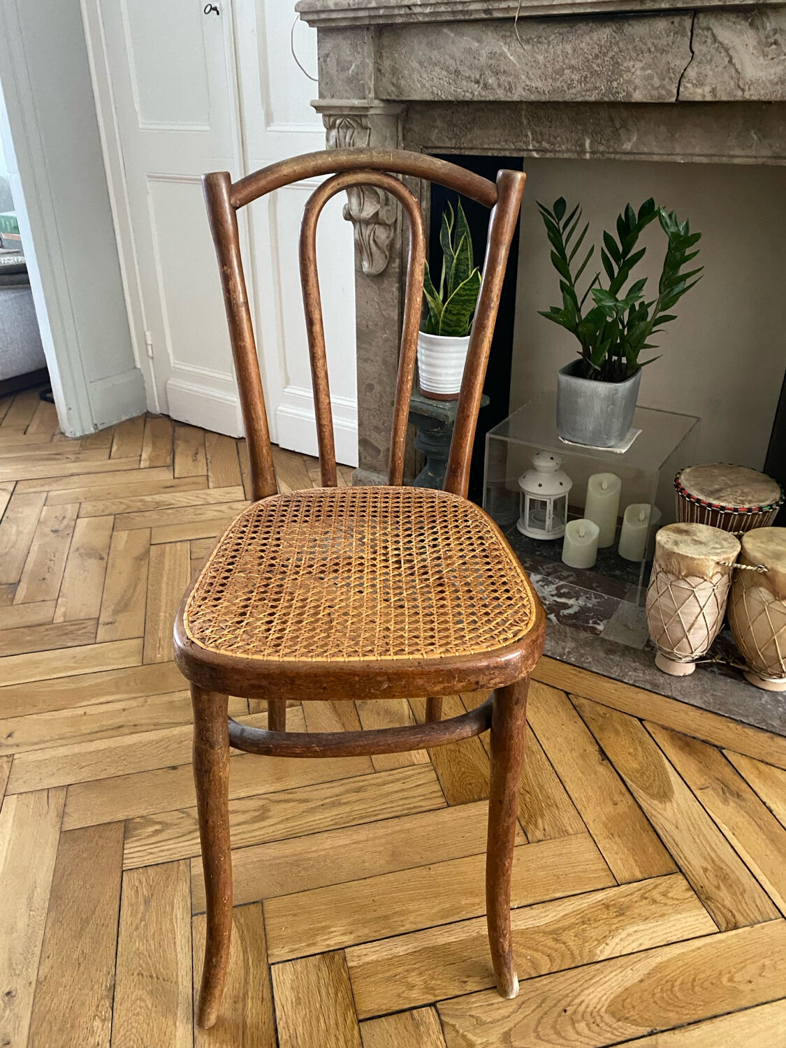 Thonet chair model 56