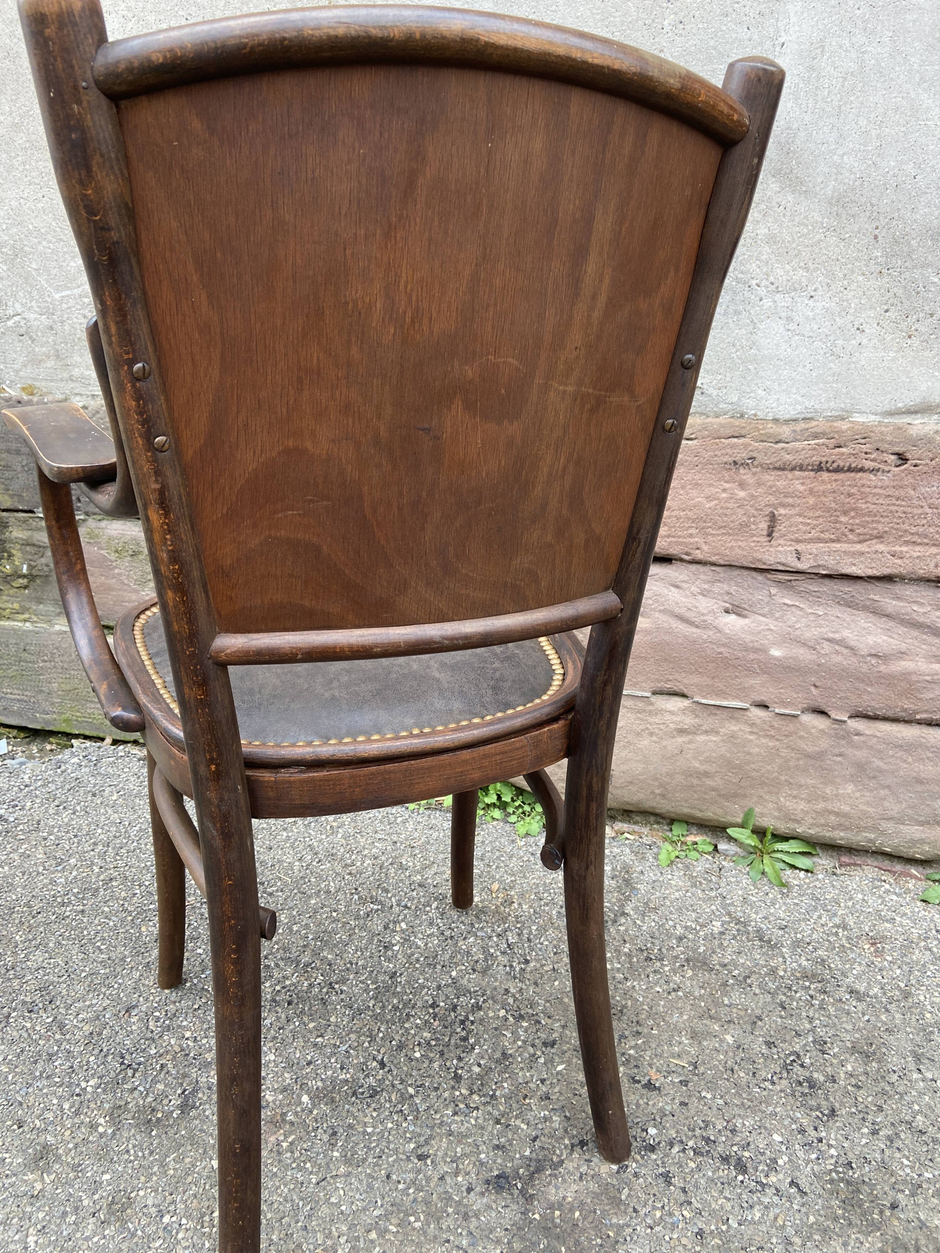 Viennese armchair n°70 (n°1070) bentwood
