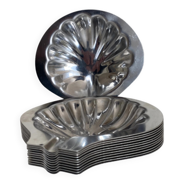 Série de 12 coquilles St Jacques en inox, années 70-80