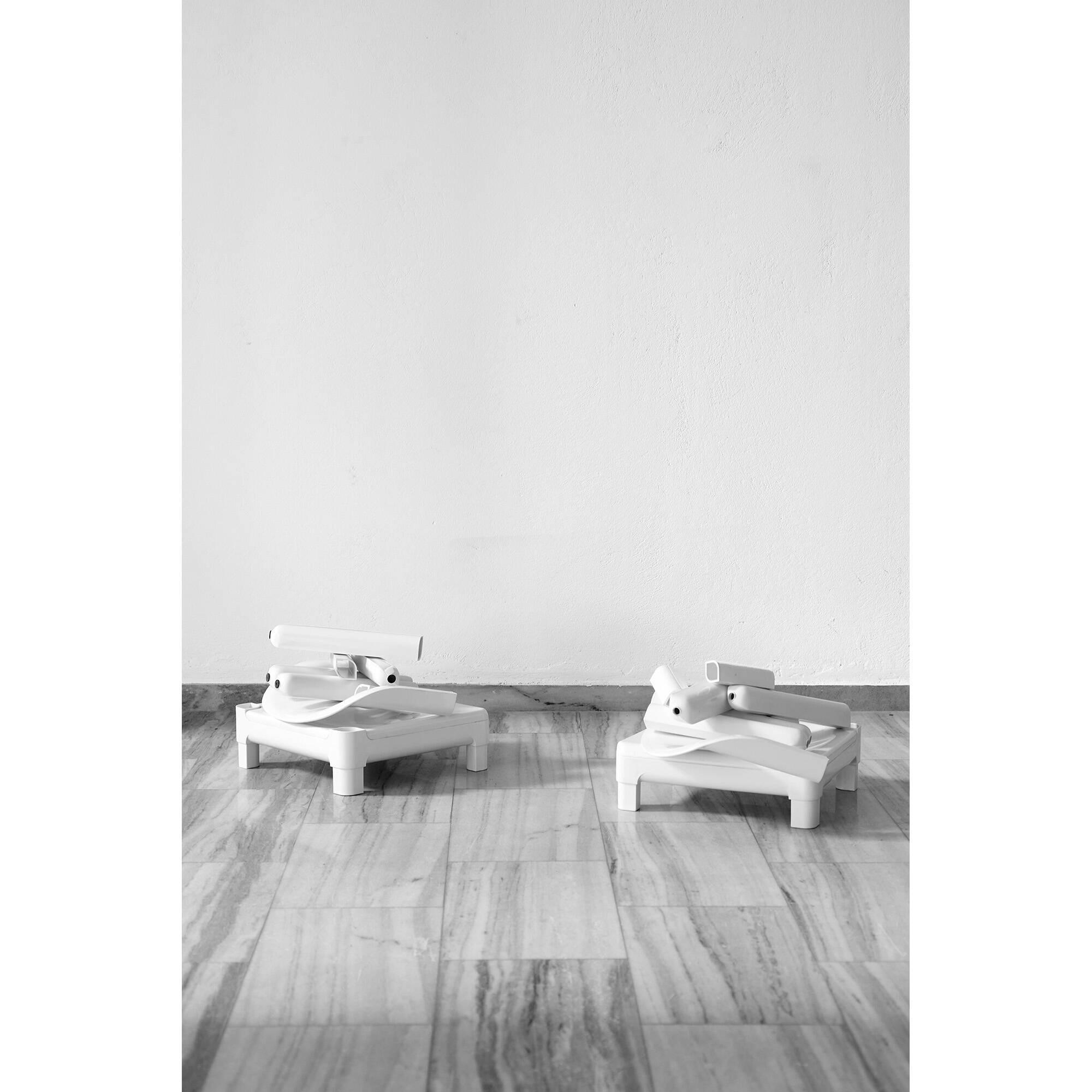 Space Age ‘Joint’ chairs designed by Luigi Massoni and Dino Pelizza for Guzzini