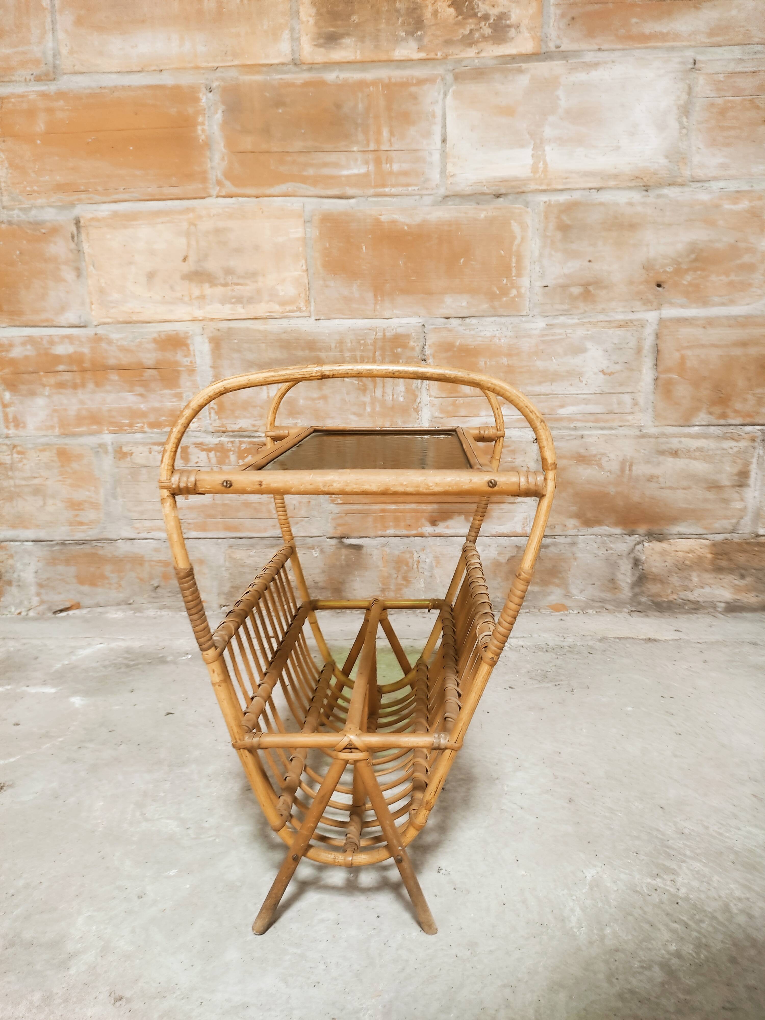 Rattan magazine holder, glass top