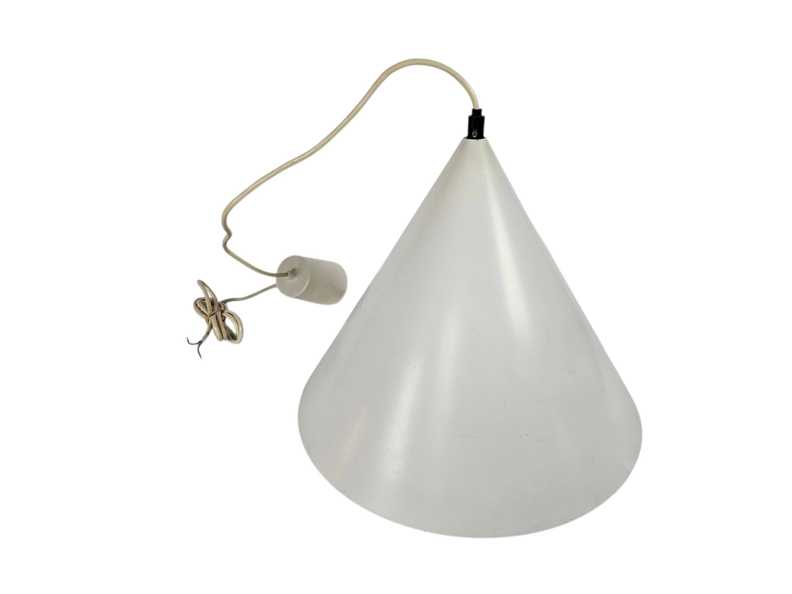 Lampe à pendentif conique minimaliste vintage - style billard Louis Poulsen - années 70