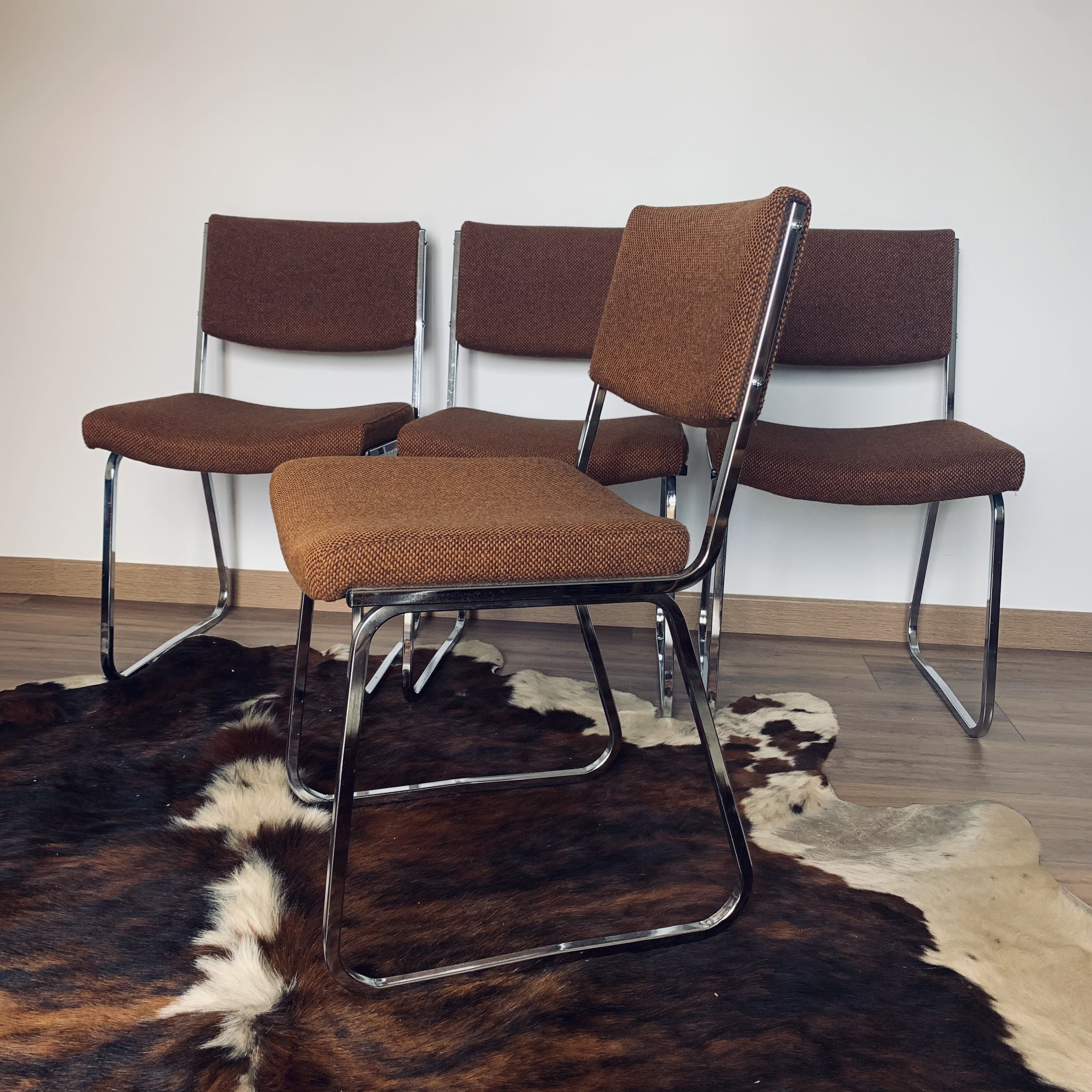 Ensemble de 4 chaises vintage