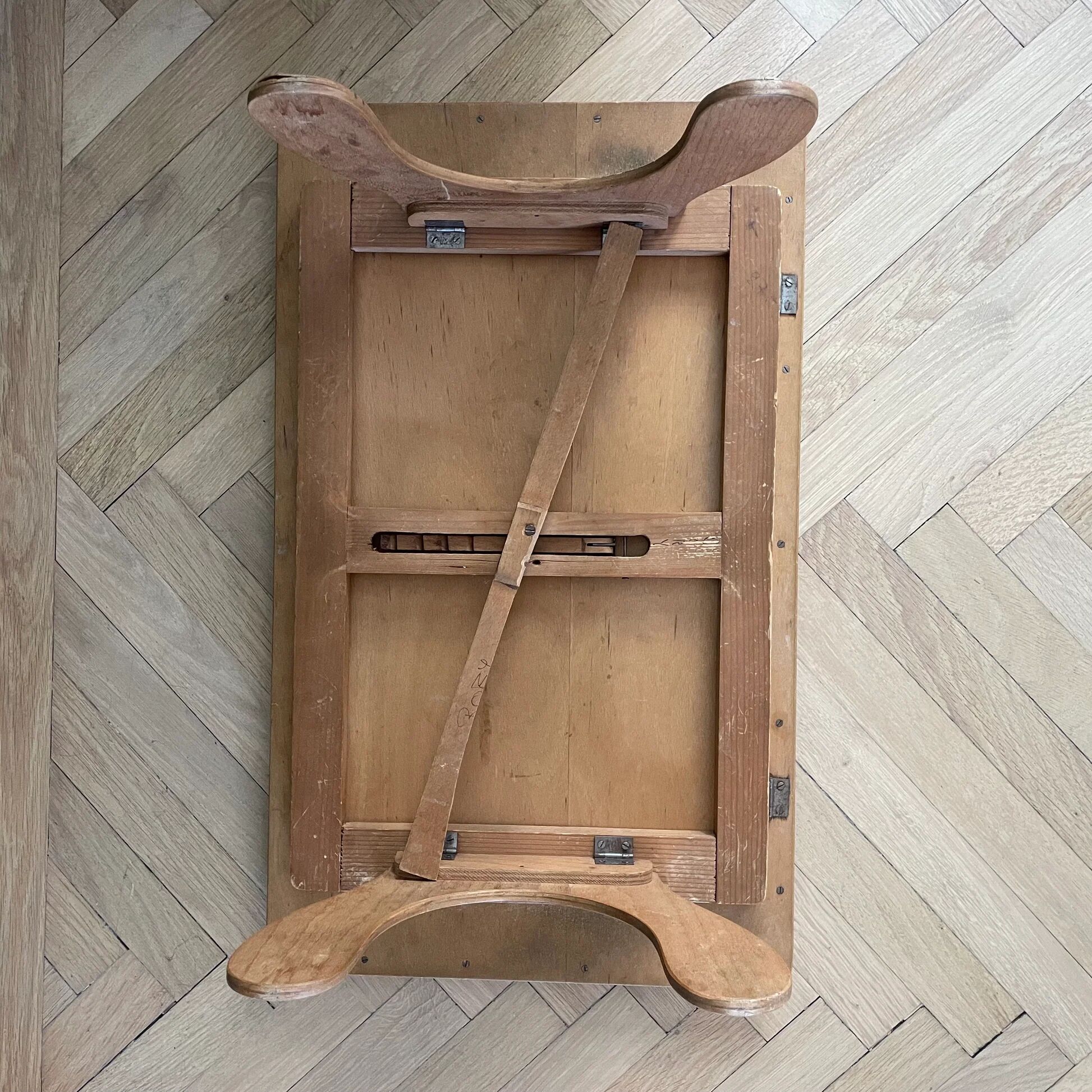 Plateau pupitre pliable en bois