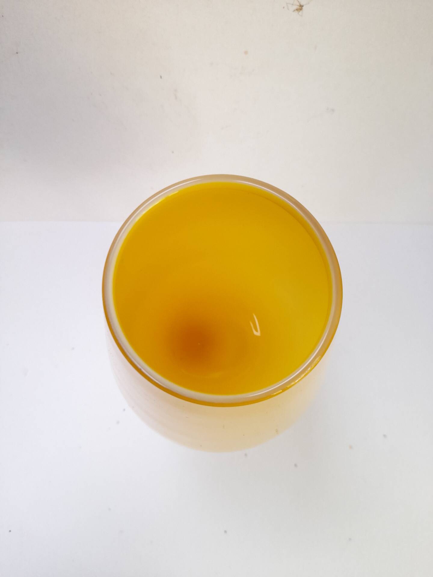 Large pedestal vase in yellow opaline