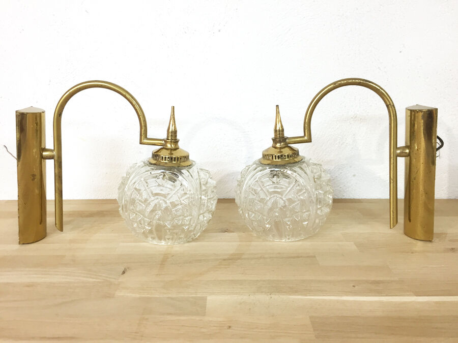 Paire d'appliques laiton doré et verre, 1970