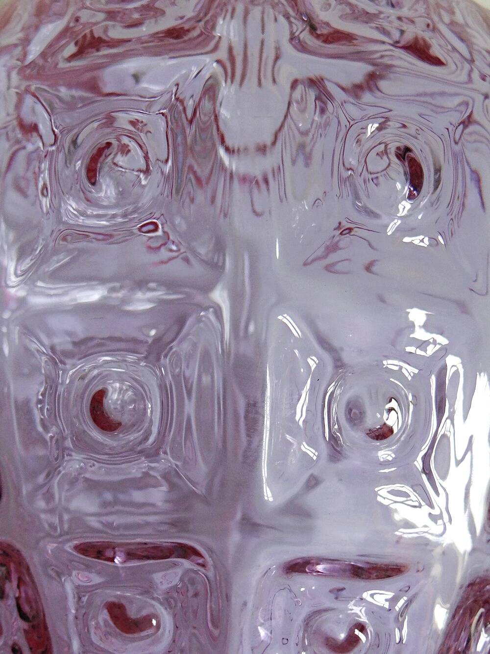 Empoli vase in Alexandrite glass, transitioning from blue to pink, large textured model from the years.