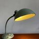 Lampe de bureau Bauhaus – vert pastel