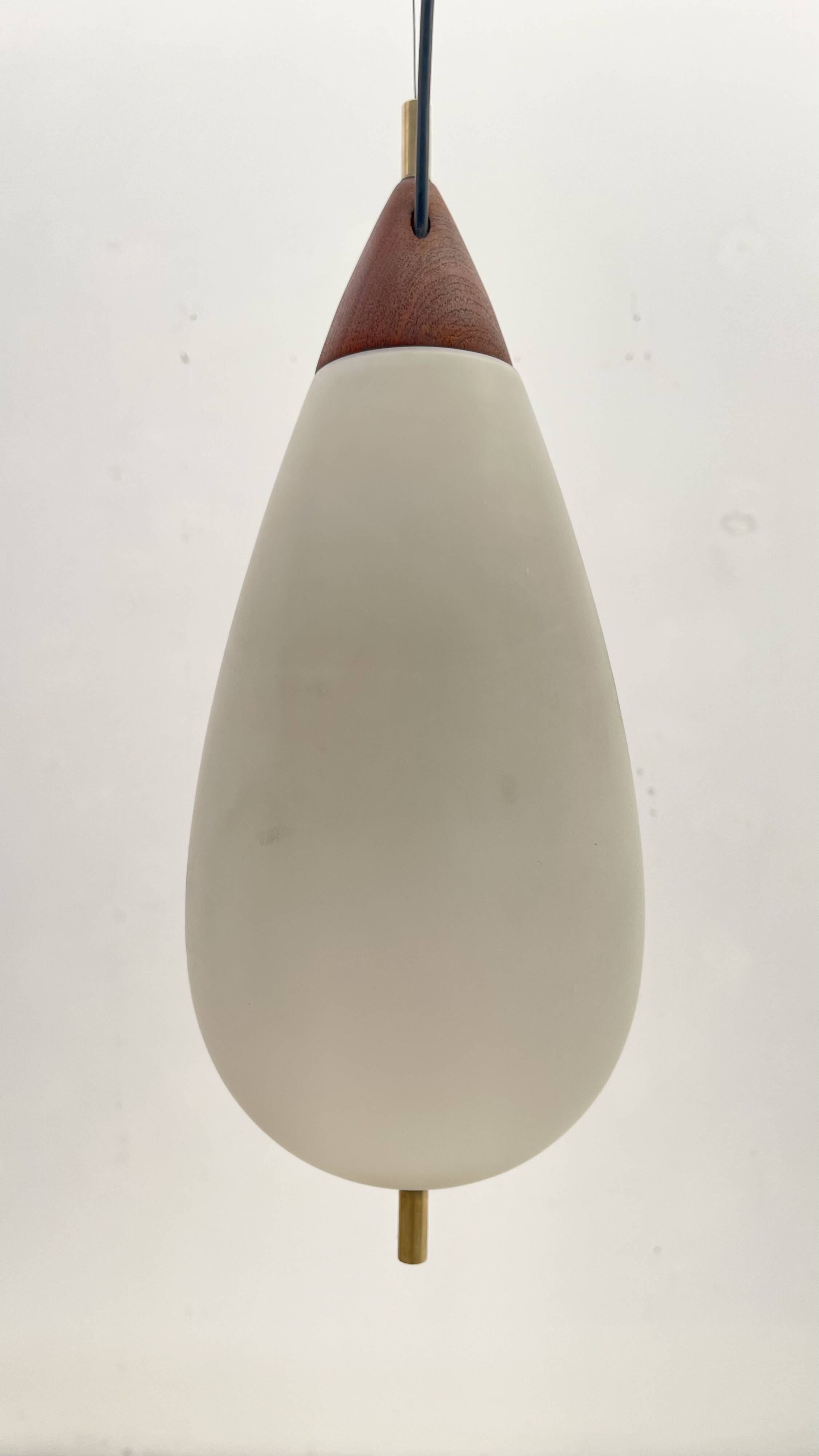 'Teardrop' Par of pendant by Goffredo Reggiani for Temde Leuchten