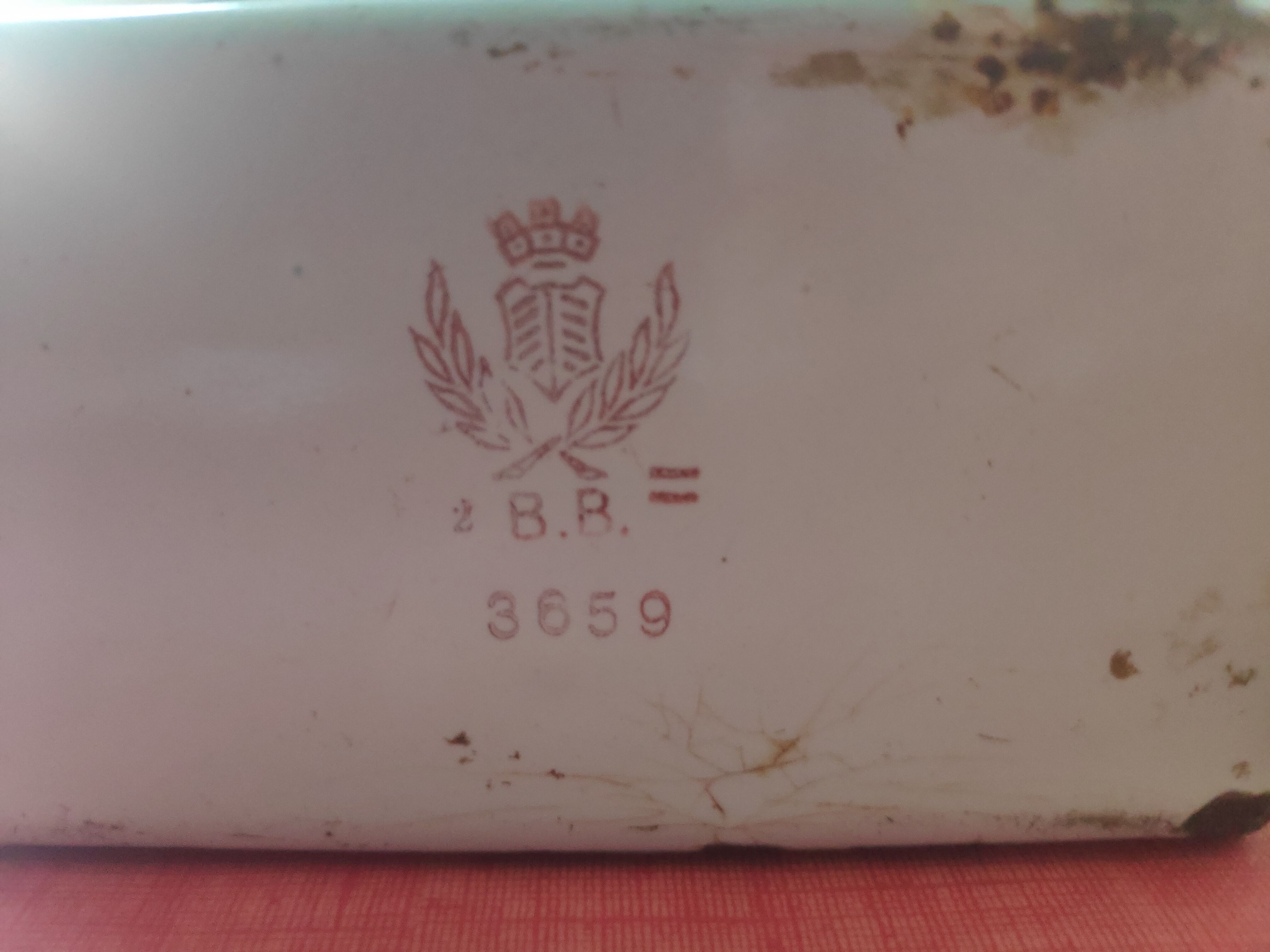 Art Deco matchbox enamelled sheet metal bb 3659 Lustucru