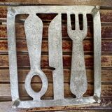 Trivet