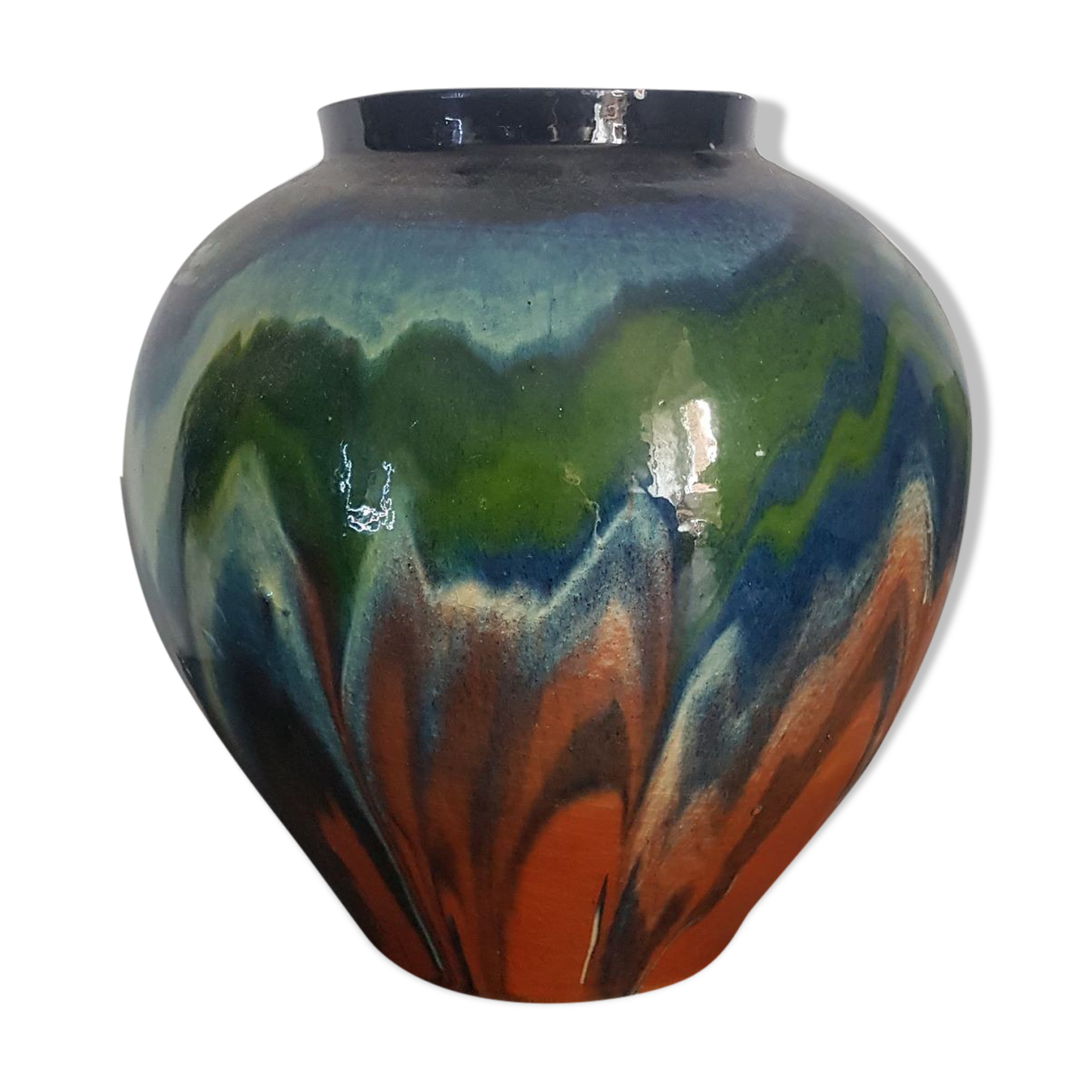 Round ceramic vase