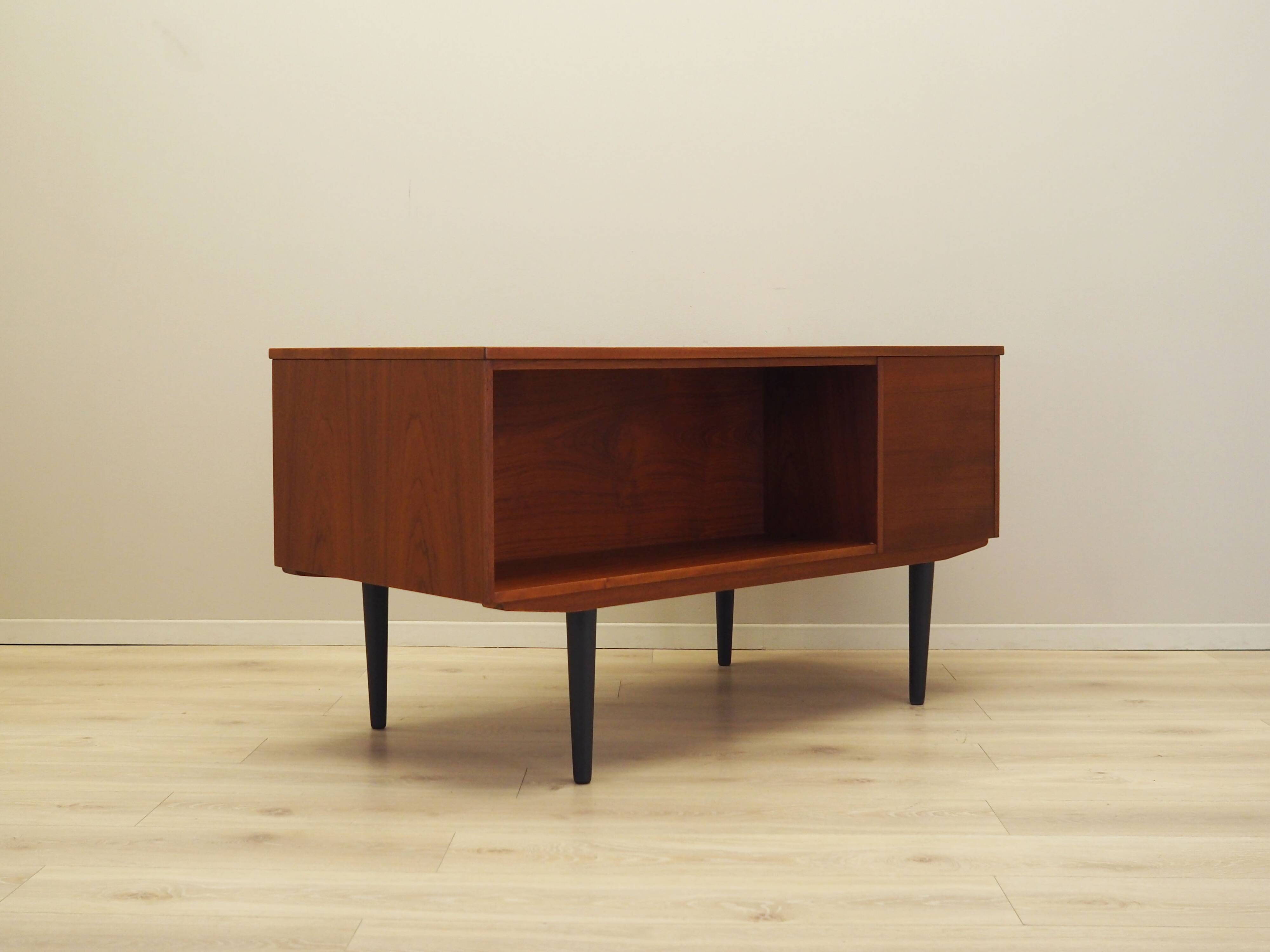 Teak desk, Danish design, 1970s, production: Denmark