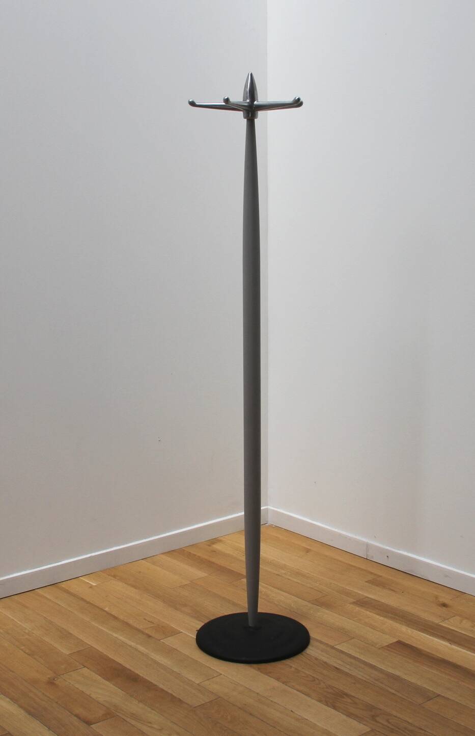 Magis Wiking designer coat rack