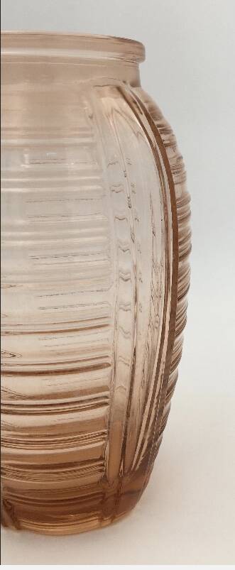 Vase style Art Déco verre moule rose