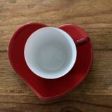 Coffee cups/saucers