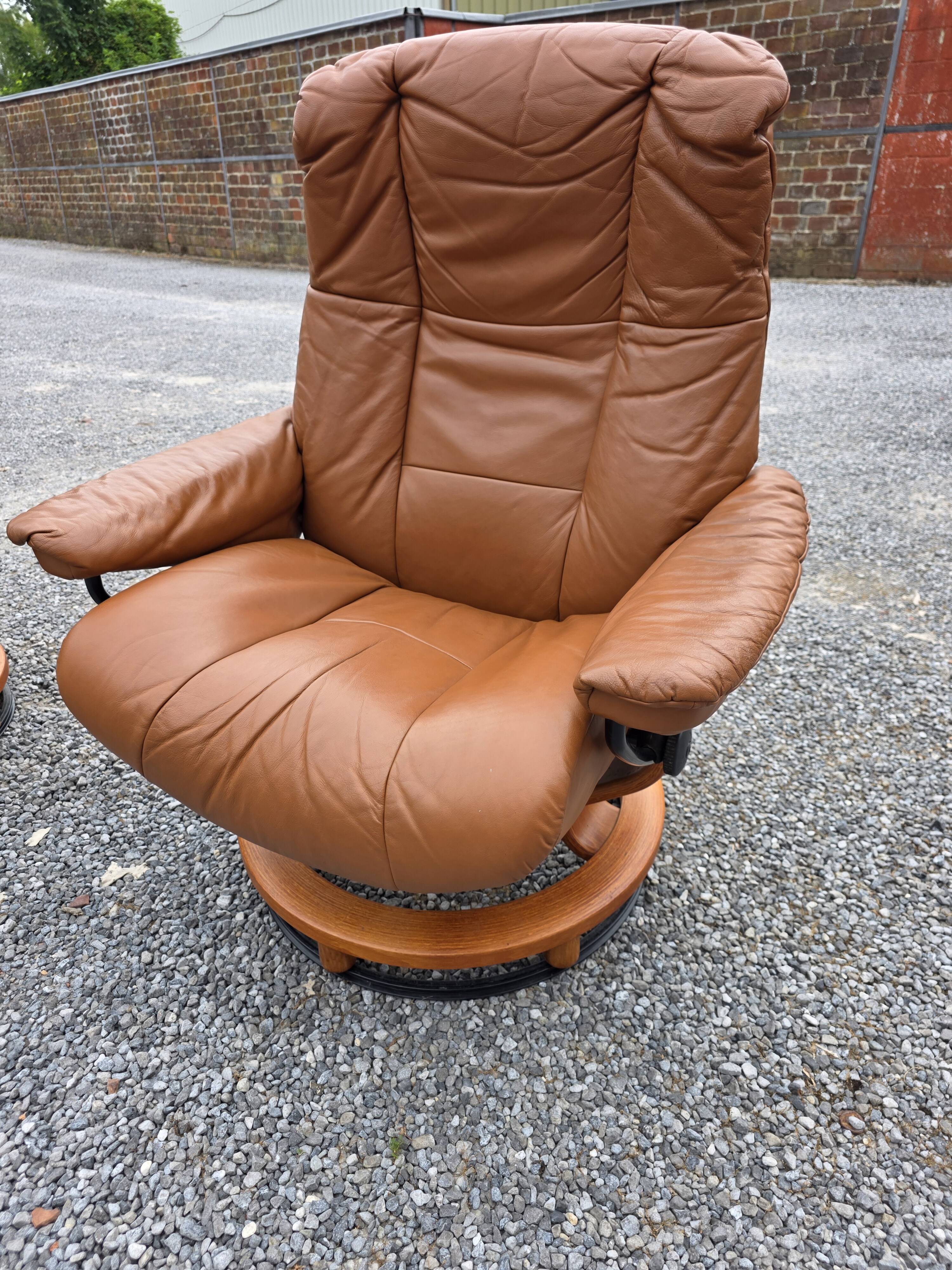 Pair of Ekornes Stressless leather armchairs, 1980s