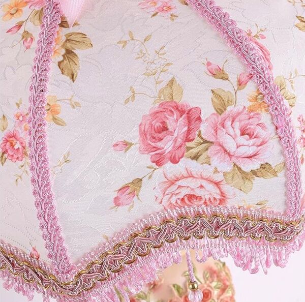 Lampe de table victorienne vintage rose – abat-jour en tissu, franges
