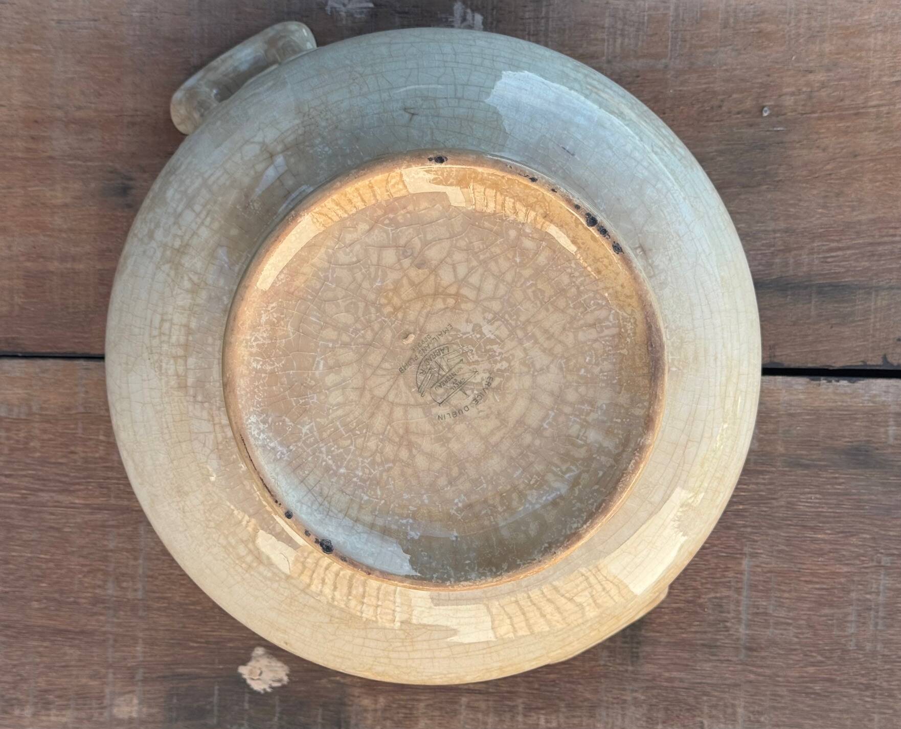 Vegetable dish (or soup tureen) Creil & Montereau, Dublin